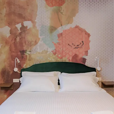 Ophelia Hotel Cazzago San Martino Buitenkant foto