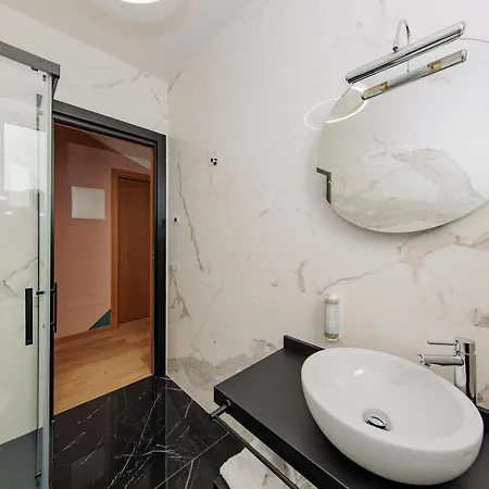 Ophelia Hotel Cazzago San Martino Buitenkant foto