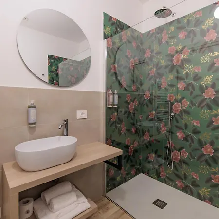 Ophelia Hotel Cazzago San Martino Buitenkant foto