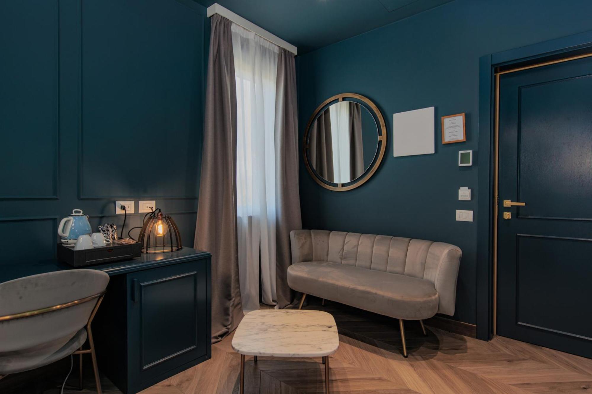 Ophelia Hotel 4*